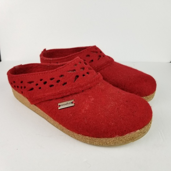 haflinger lacey clogs